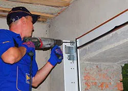 Milwaukee Trust Garage Door Milwaukee, WI 262-546-8443 Milwaukee Trust Garage Door Milwaukee, WI 262-546-8443 - repair-side